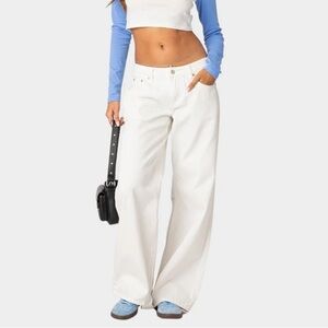 edikted roman low rise slouchy jeans in white